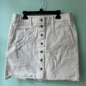 W by Worth Cotton Elastin Raw Hem White Snap Front Skirt